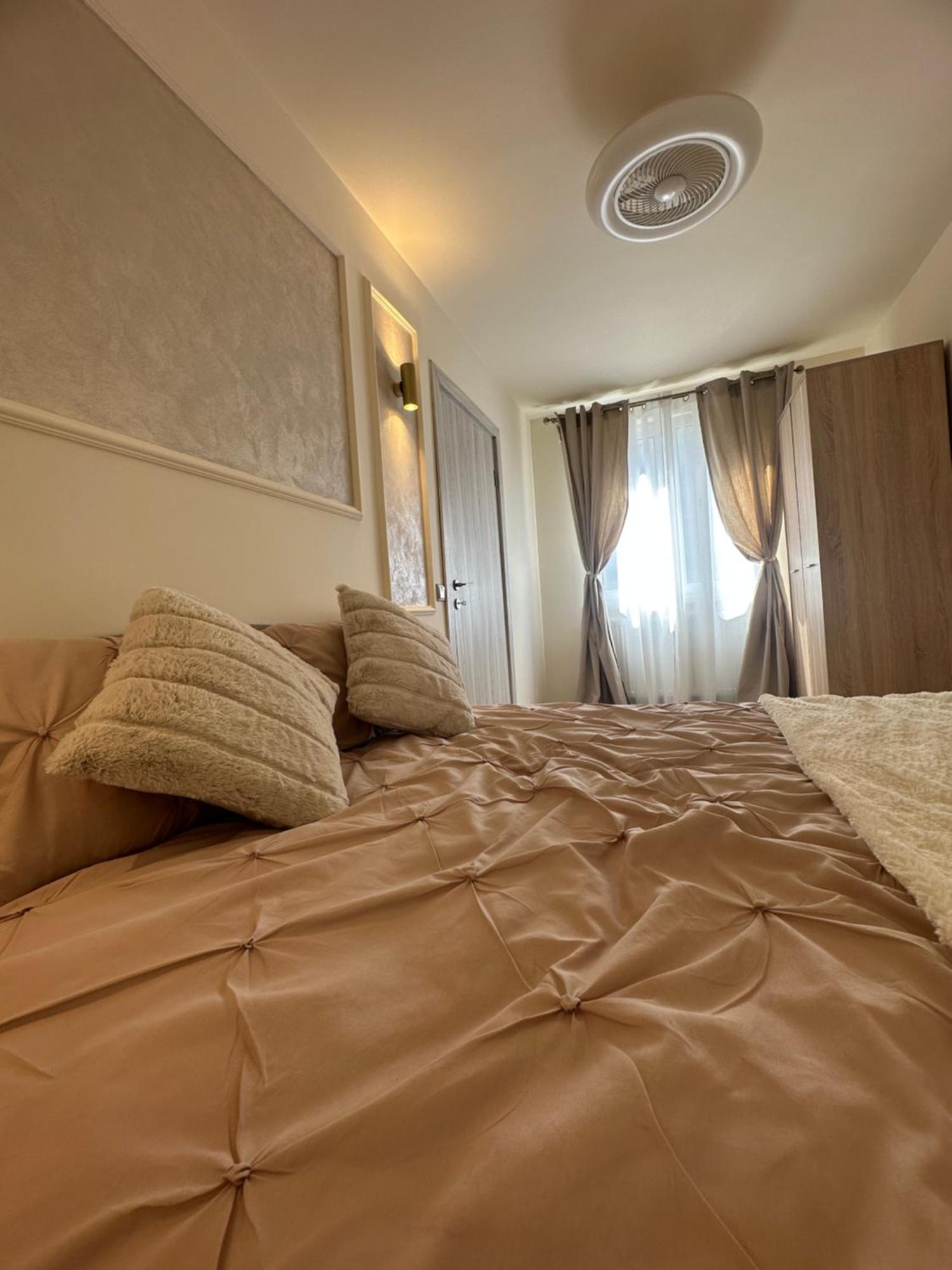 Appartamento Angel House Deva Esterno foto